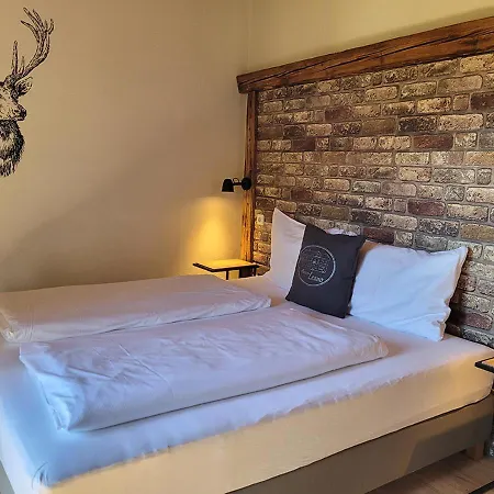 Leano Guest house